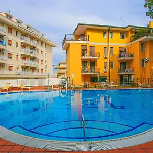  Apartament Residences La Rustica & Elite